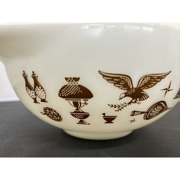 Pyrex Early American Cinderella 443 White Brown 2-1/2 Qt Nesting Mixing Bowl - Picture 11 of 14